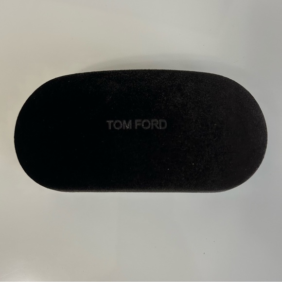 Tom Ford velvet case - Picture 3 of 10